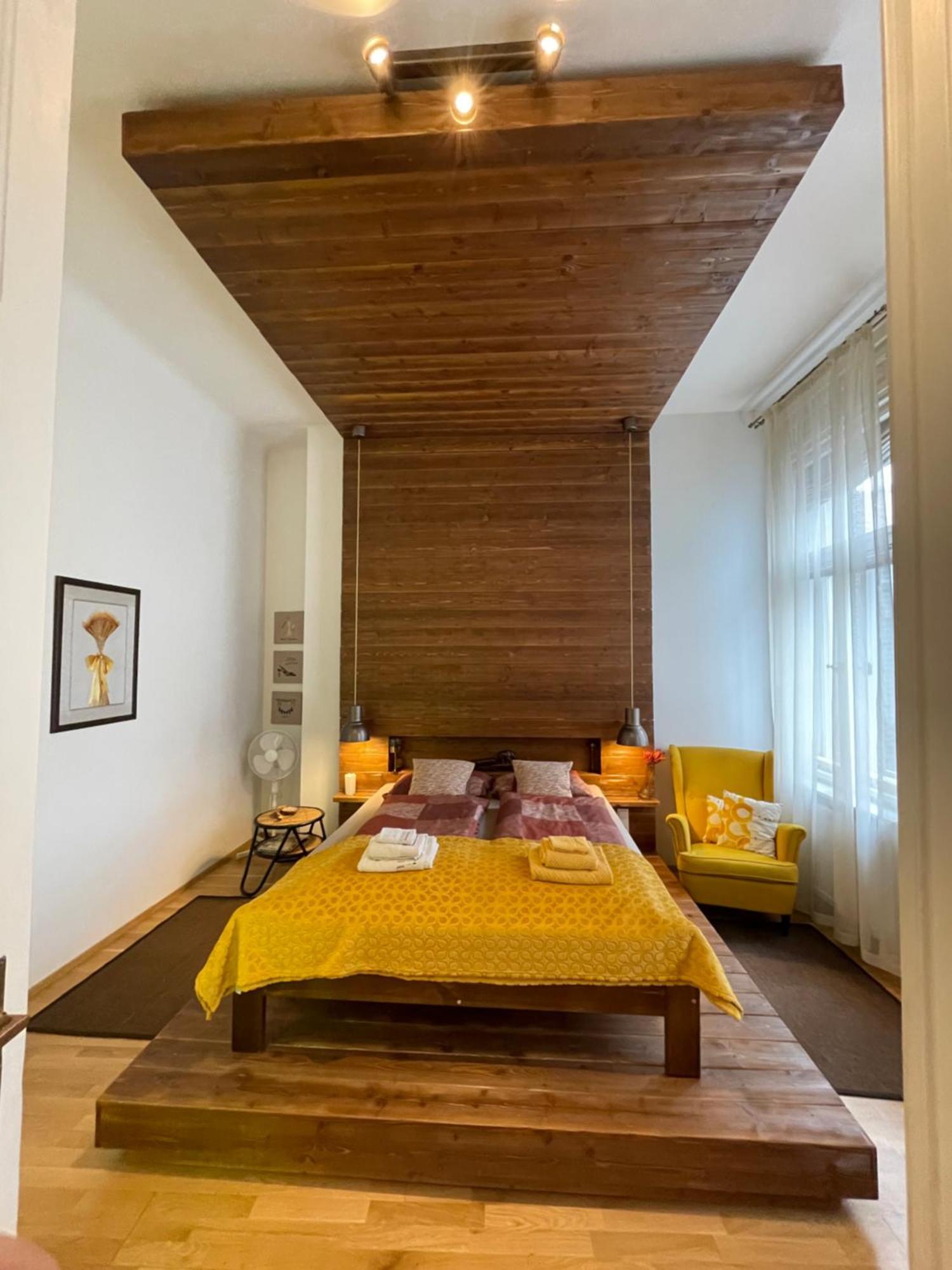 Amber Pearl Apartment 2 Rooms And 2 Bathrooms At Kalvin Square Budapest Luaran gambar