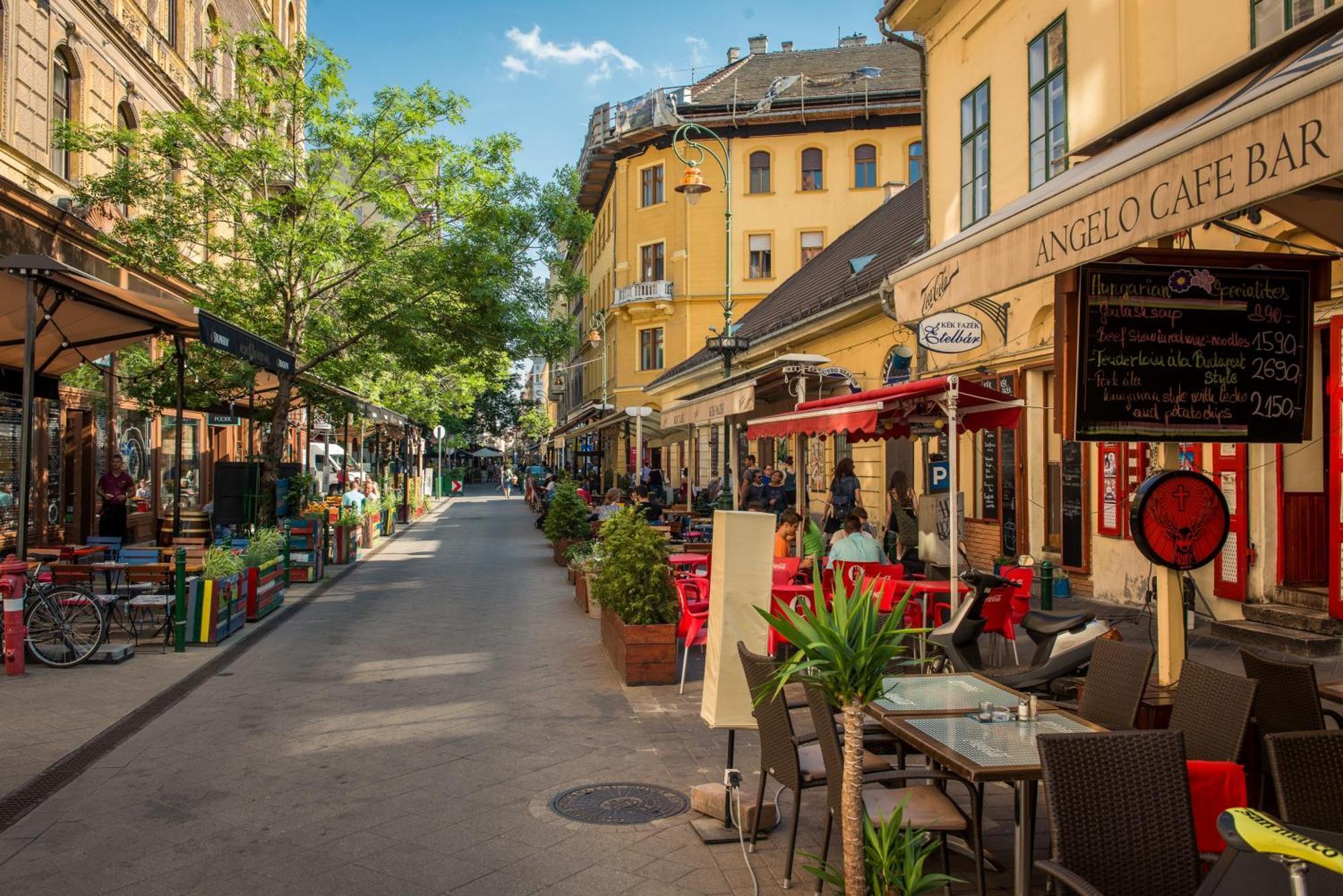 Amber Pearl Apartment 2 Rooms And 2 Bathrooms At Kalvin Square Budapest Luaran gambar