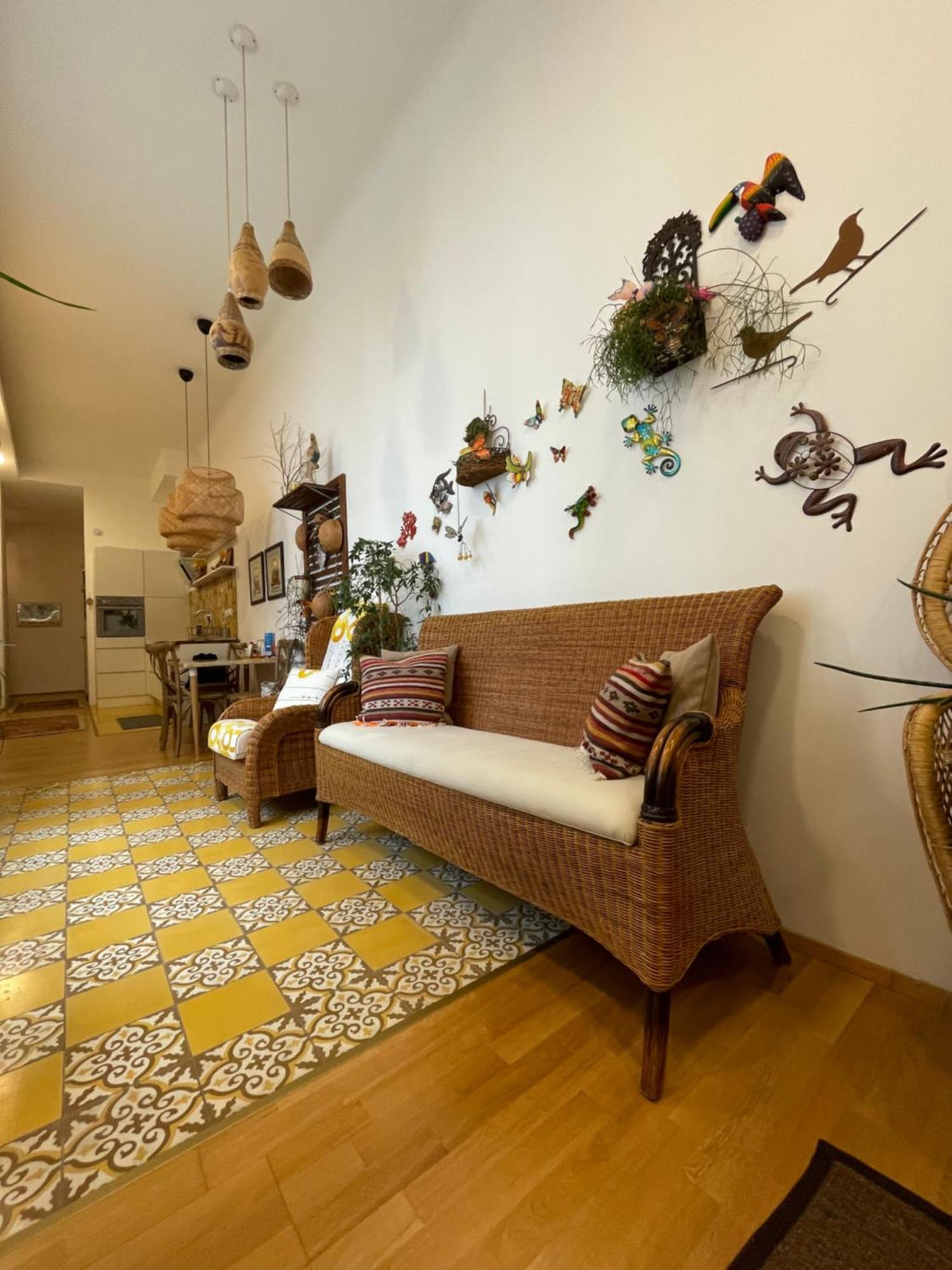 Amber Pearl Apartment 2 Rooms And 2 Bathrooms At Kalvin Square Budapest Luaran gambar